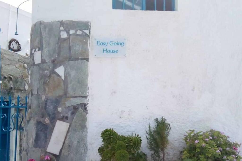 Easy Going Santorini House Lägenhet Éxo Goniá Exteriör bild