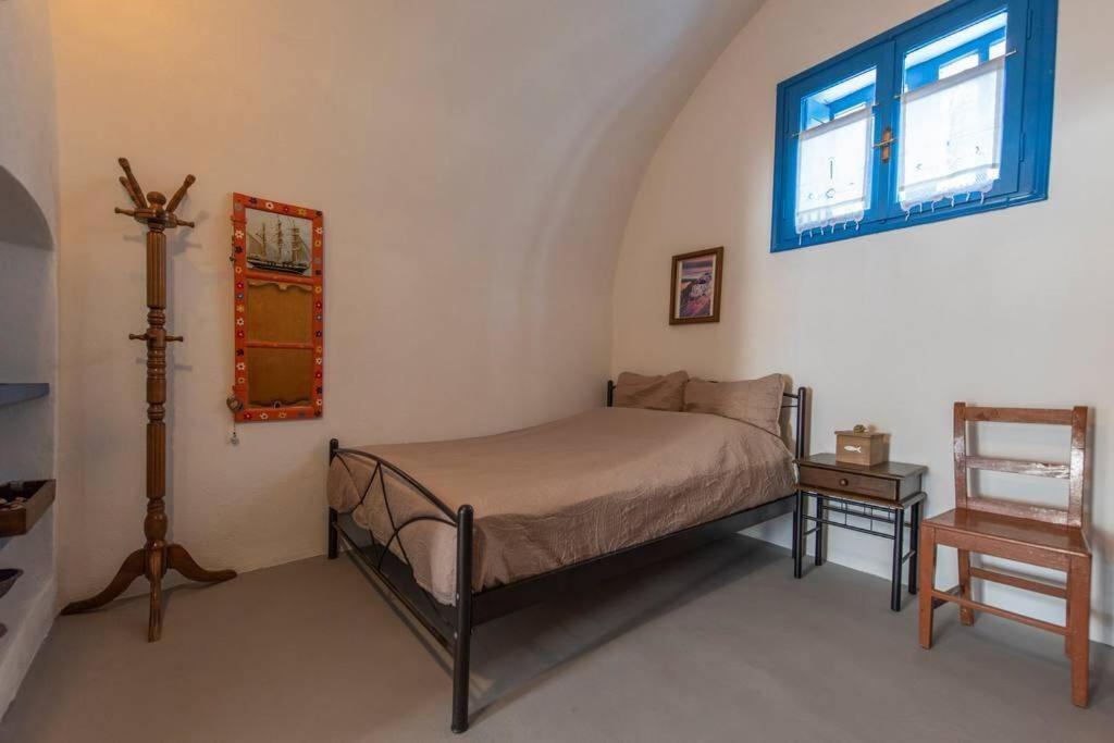 Easy Going Santorini House Lägenhet Éxo Goniá Exteriör bild